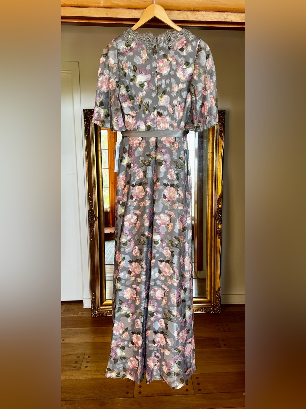 Aidan Mattox burnout gown w flutter sleeves in grey multi size 2 - Picture 3 of 9
